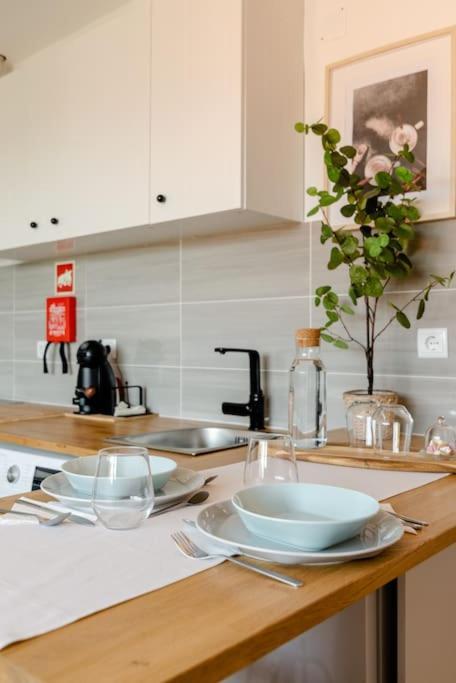 Stylish And Elegant Studio - Best View And Location In Coimbra Downton Bagian luar foto
